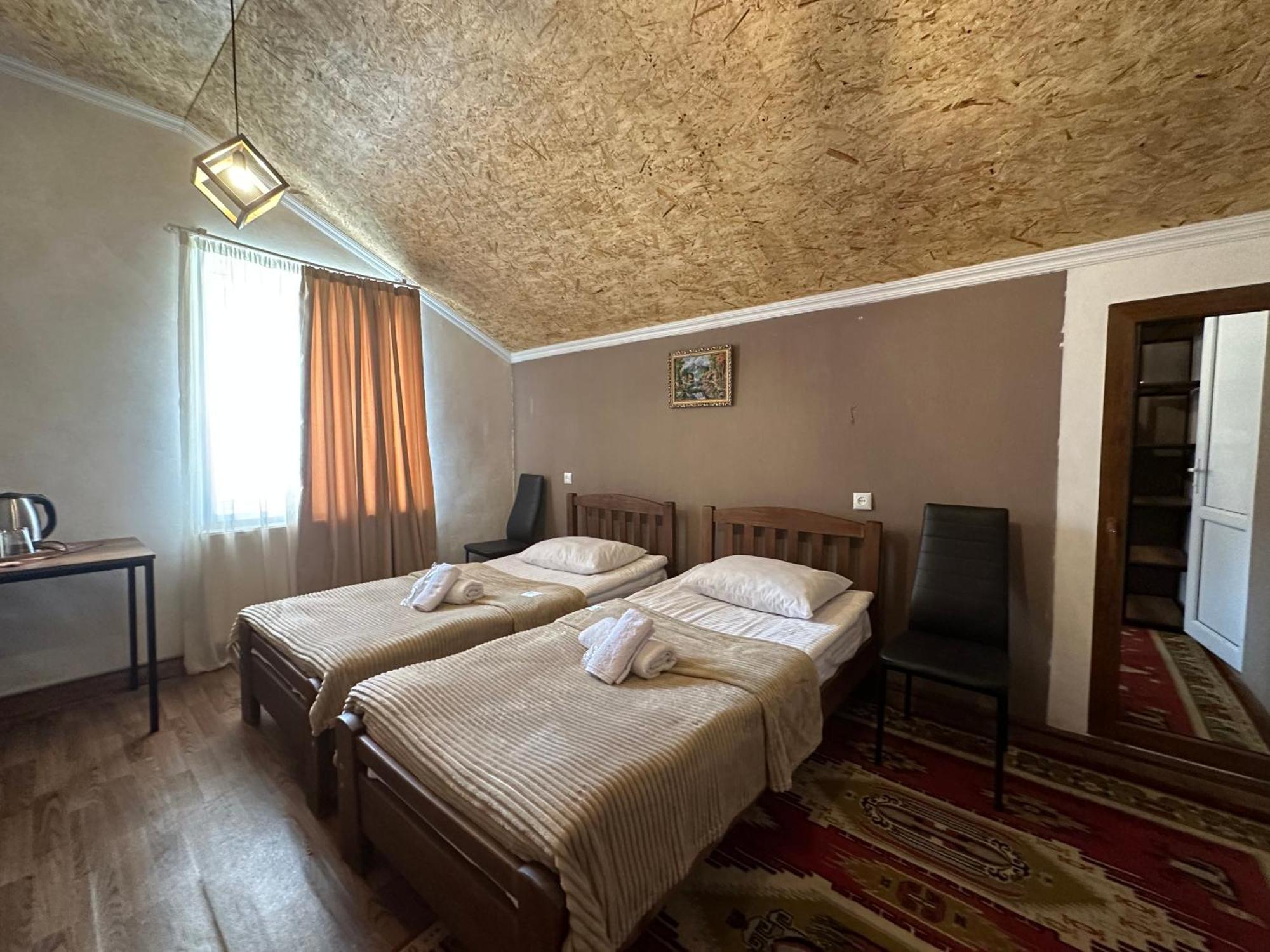 Hotel Dari Kazbegi Chambre photo