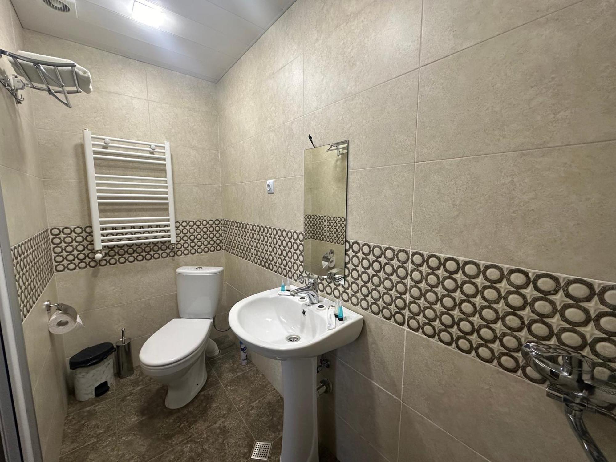 Hotel Dari Kazbegi Extérieur photo